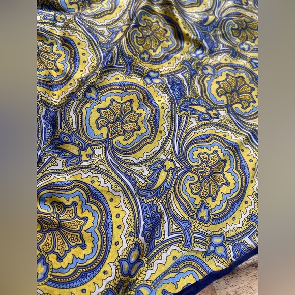 Blue Paisley handkerchief - Picture 2 of 4